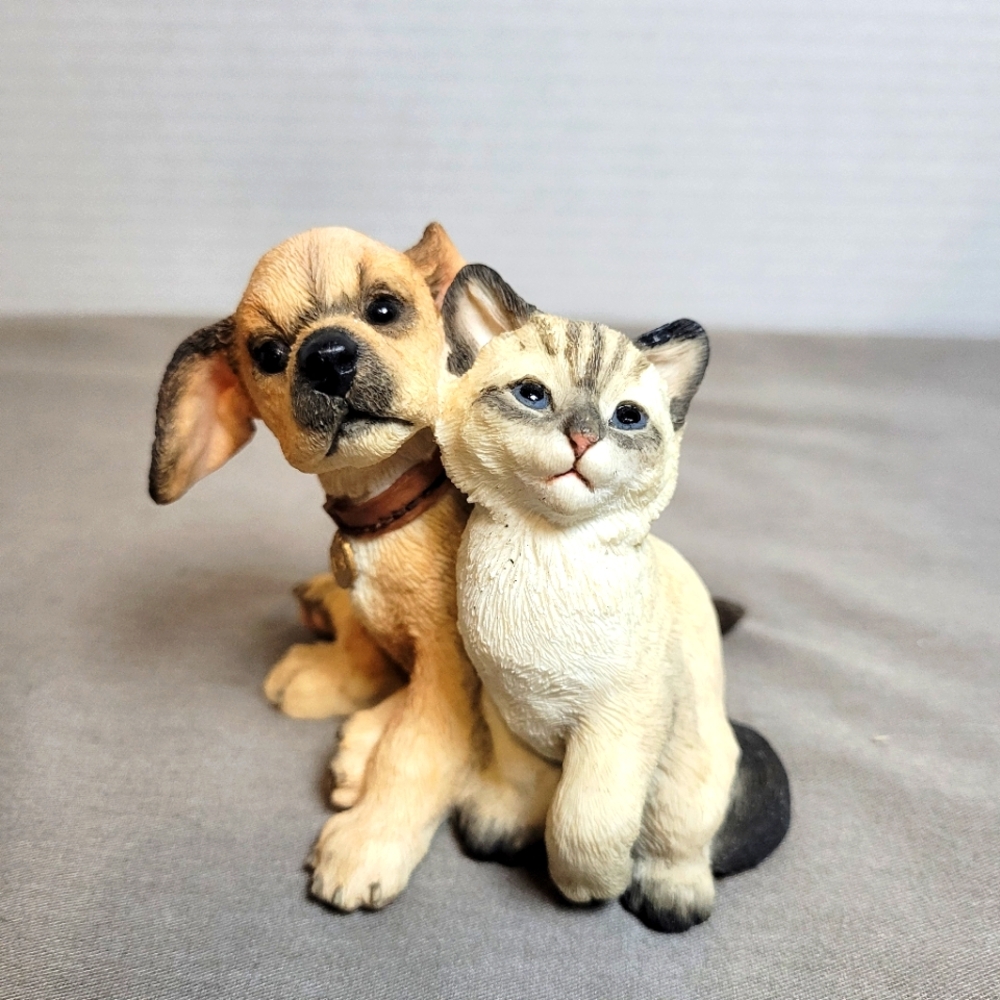 Country Artists Collectible Kitten with Puppy Figurine